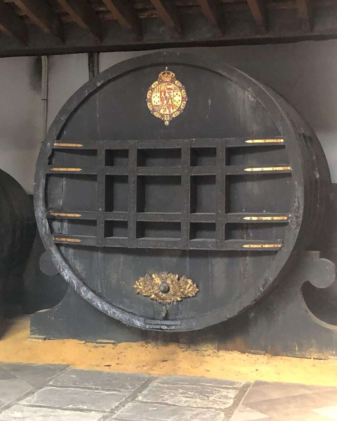 How many Days do You need in Spain: Large Wine Barrel