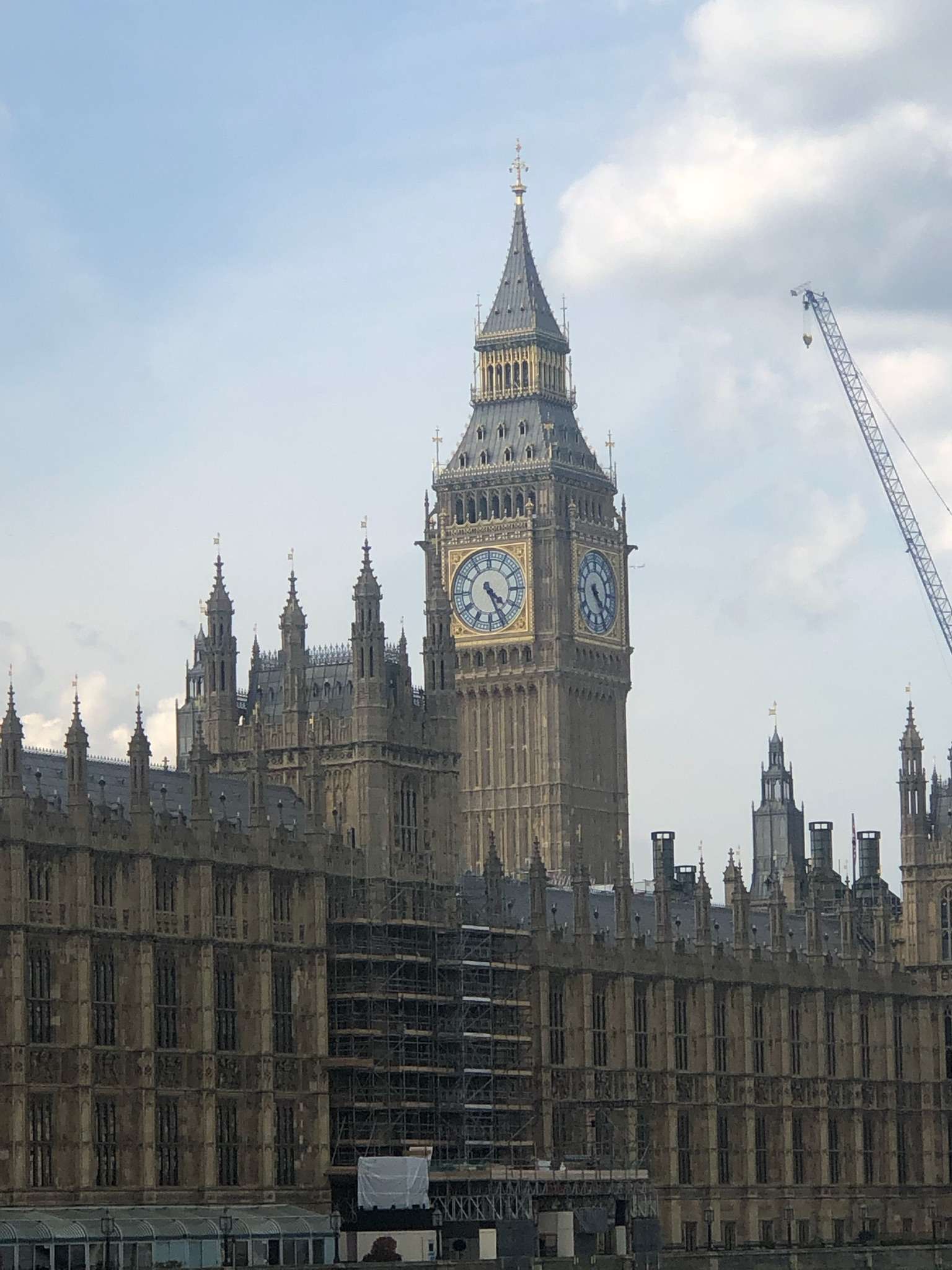 Traveler vs Tourist: Big Ben