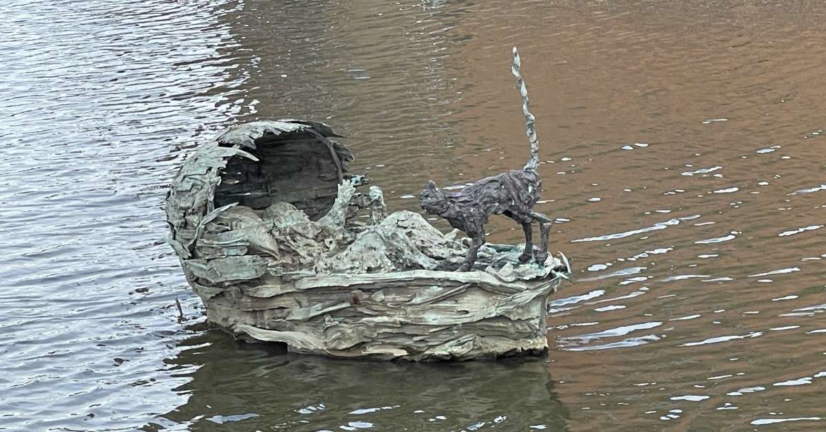 Amsterdam: 3-Day Itinerary - Cat in the Cradle statue