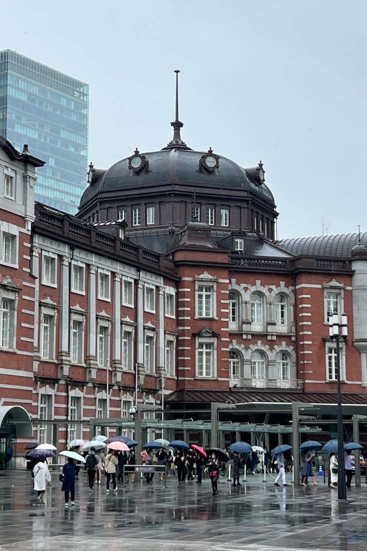 Travel to Japan for the first time Tokyo Station
