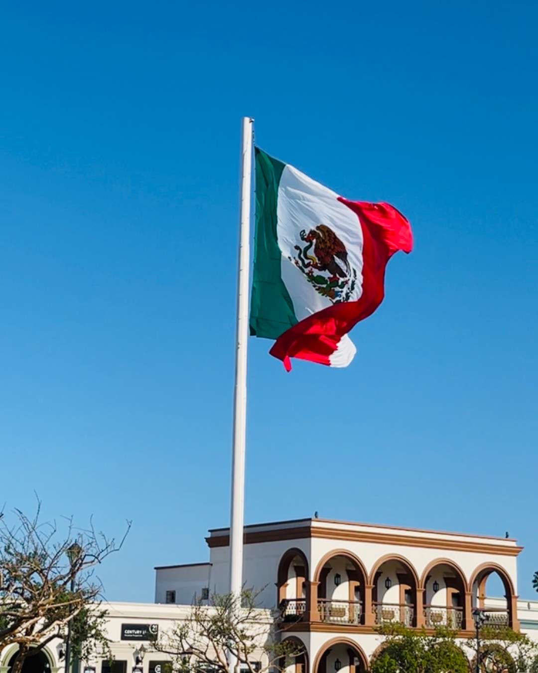 safe driving to cabo Mexican flag: best destinations for couples