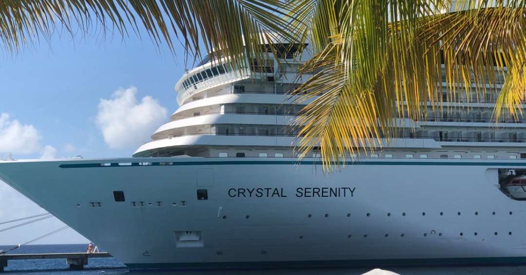 Crystal Serenity at dock