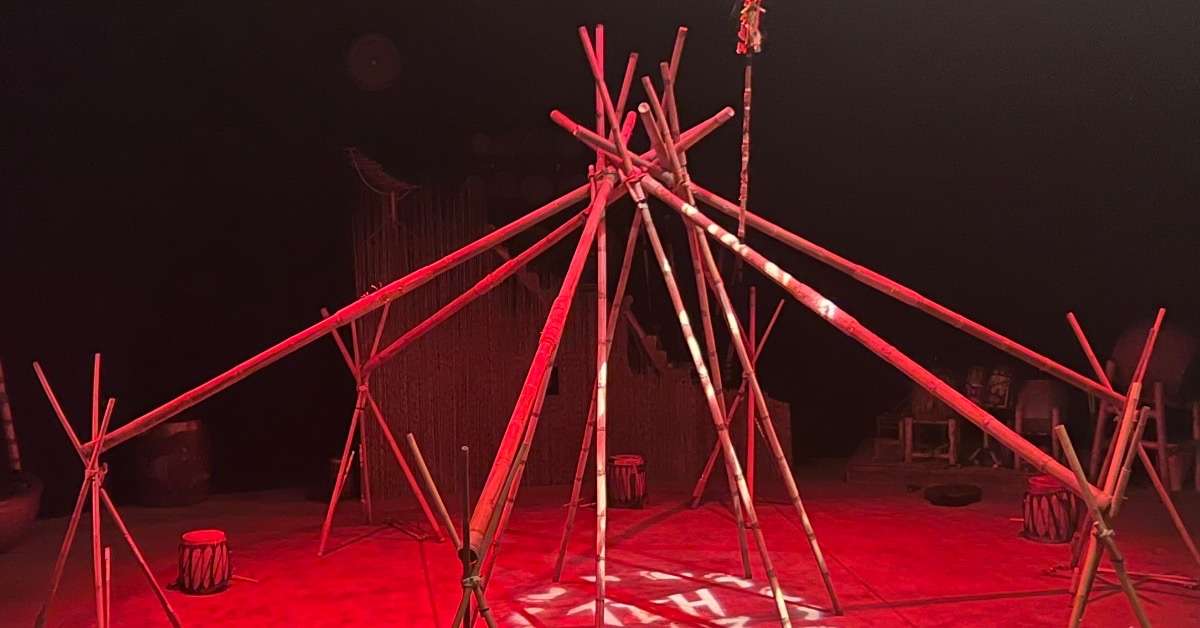 famous theaters bamboo circus