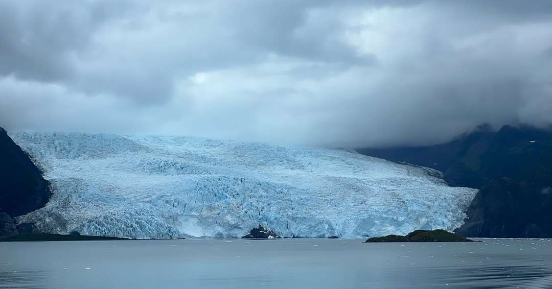 Glacier moving toward ocean