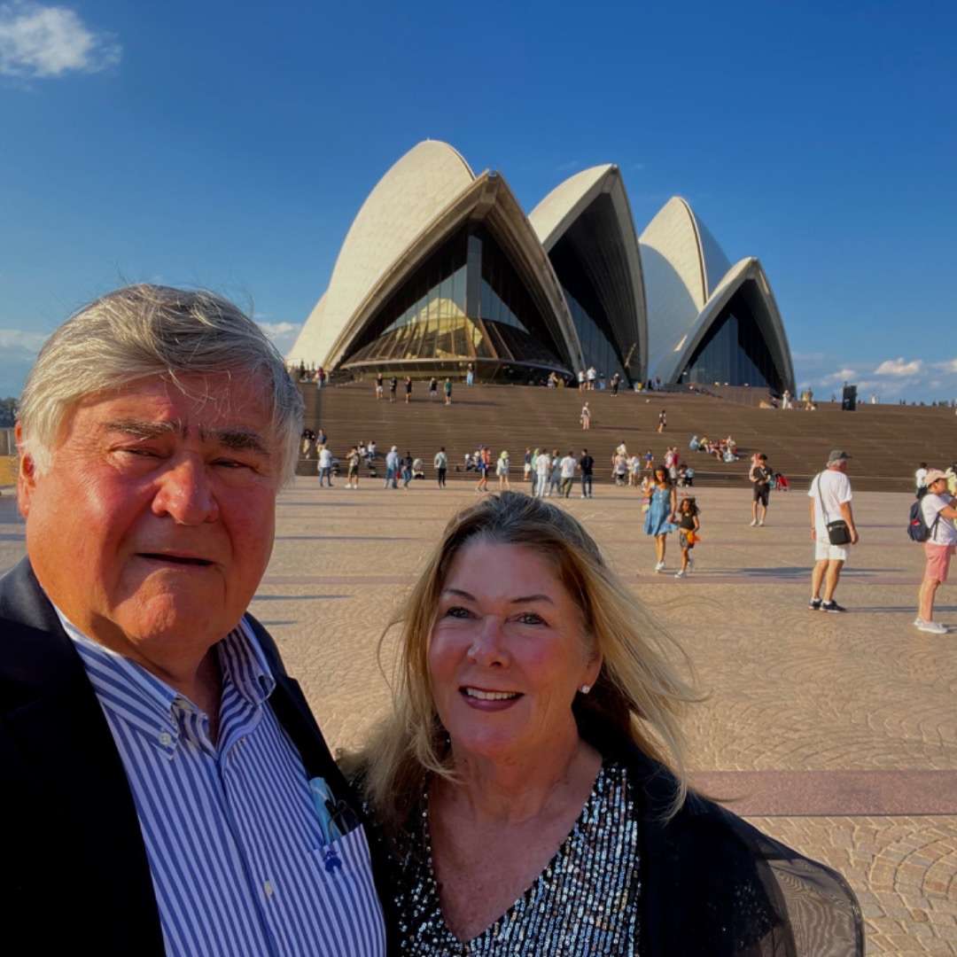 famous theaters -sydney opera house