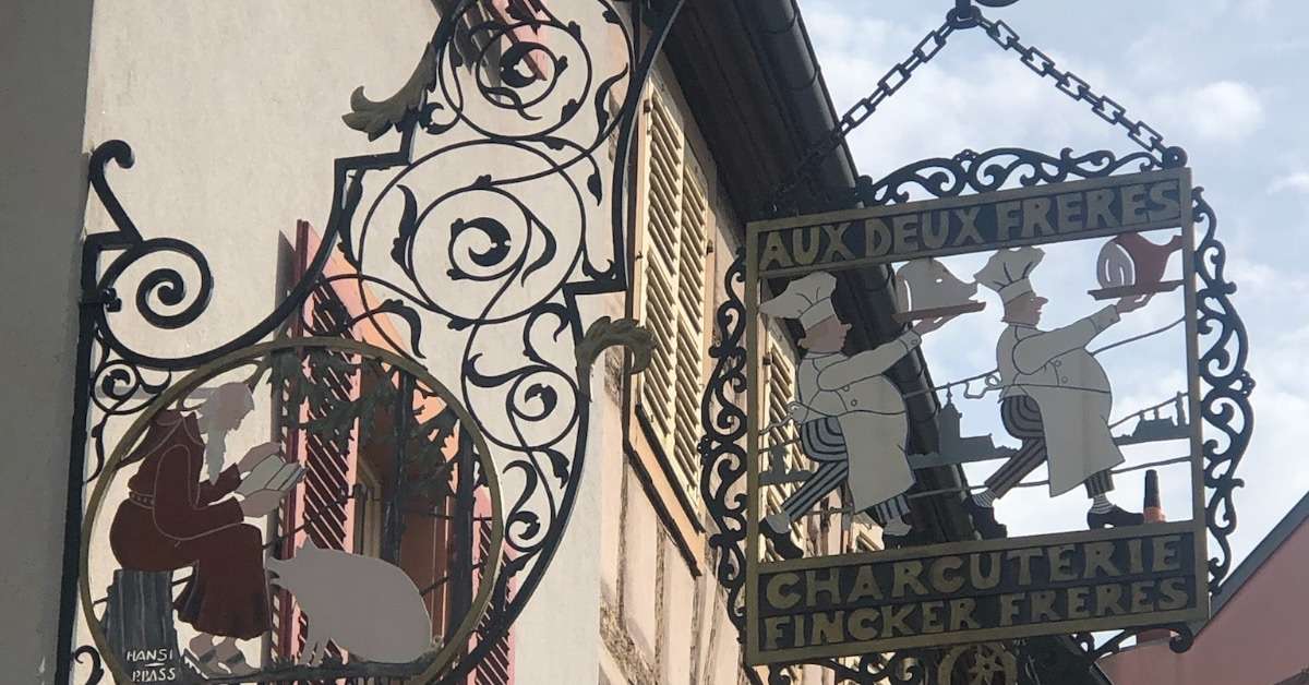 Cos’s Travel Guide