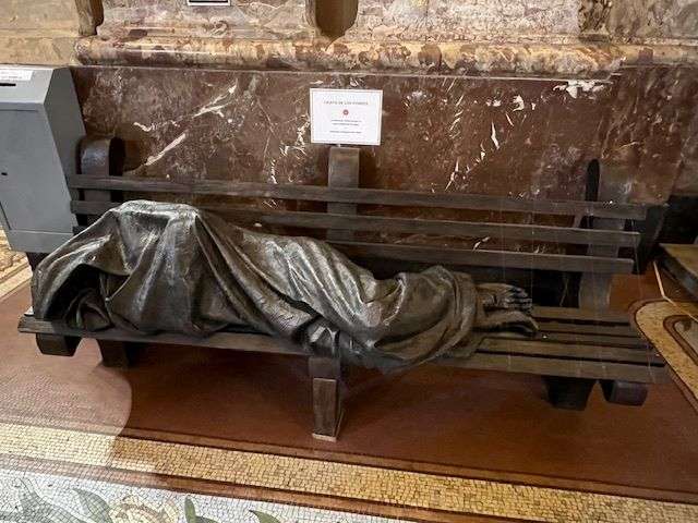 Buenos Aires in winter - homeless monument