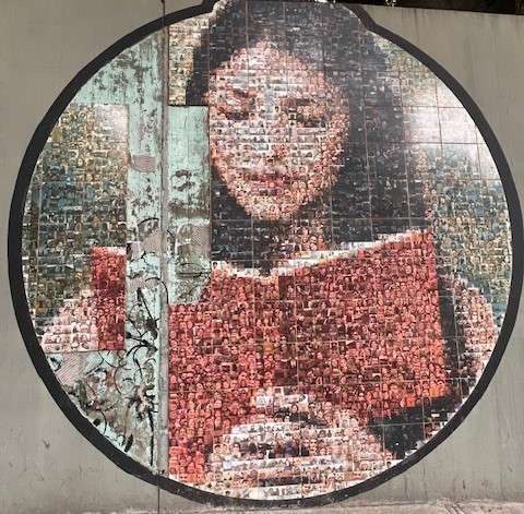 Buenos Aires in winter: Girl Reading a Book