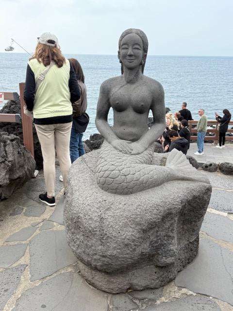 What to Do on Jeju Island, South Korea: mermaid