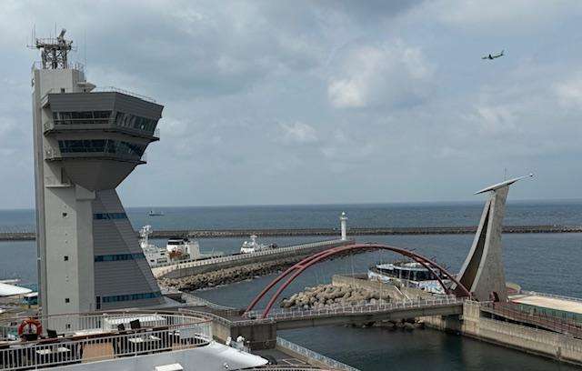 departing jeju island;