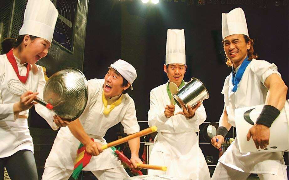 Slapstick act with 4 chefs