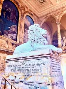 Lion sculpture honoring Massachusetts Volunteer Infantry, Boston.